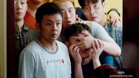 电竞选手转会风云，新，赛事动态，赛季阵容调整揭秘，战队悬念待解